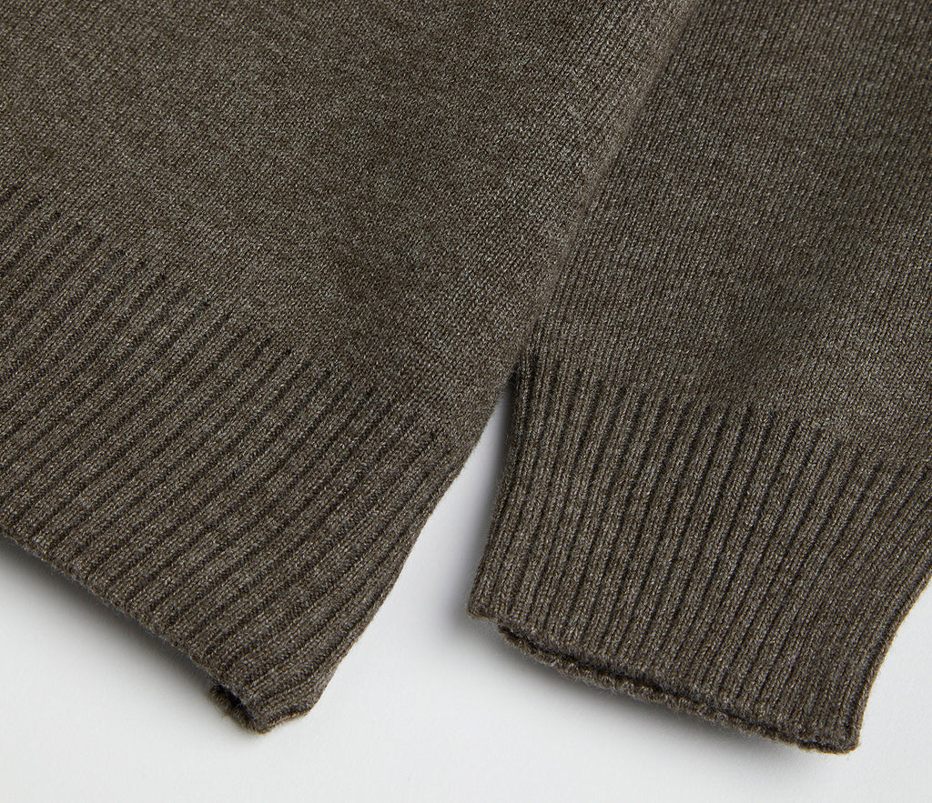 V-Neck Pullover - Grey